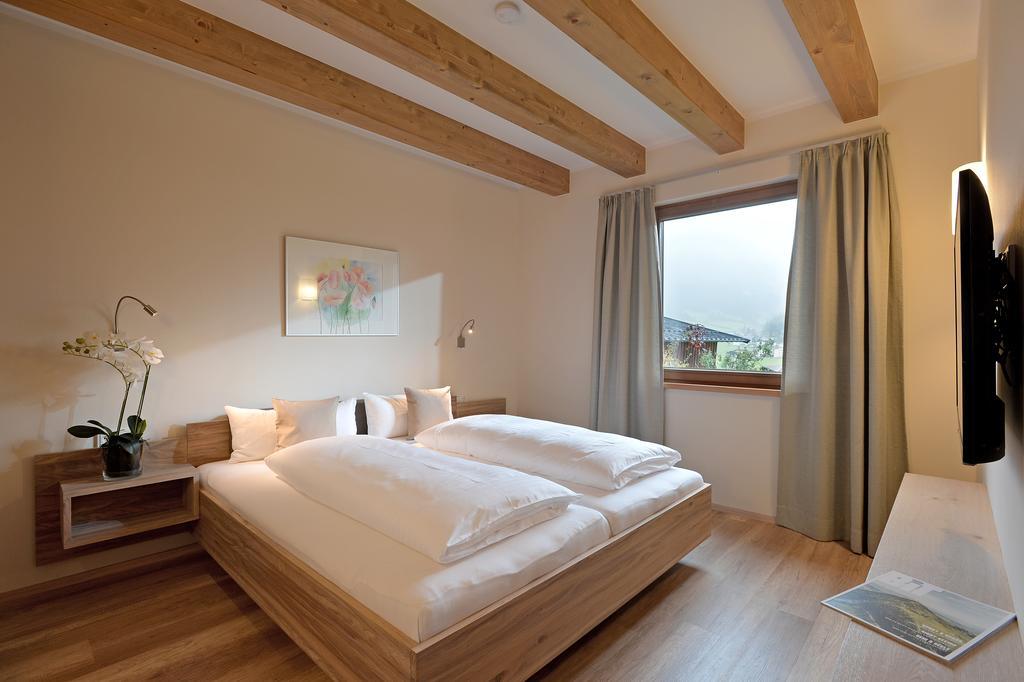 Resort Tirol Brixen Am Sonnenplateau Brixen im Thale Room photo